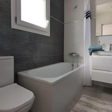 392- Casa Al Canal Con Amarre Y Jacuzzi Villa