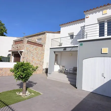 Villa 392- Casa Al Canal Con Amarre Y Jacuzzi