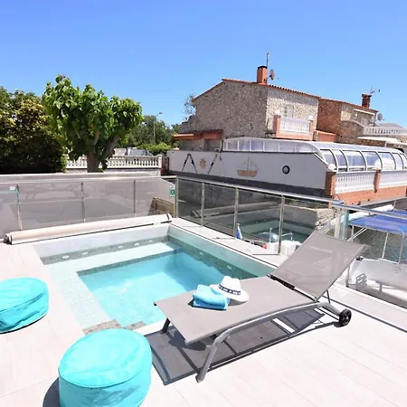 392- Casa Al Canal Con Amarre Y Jacuzzi Villa *